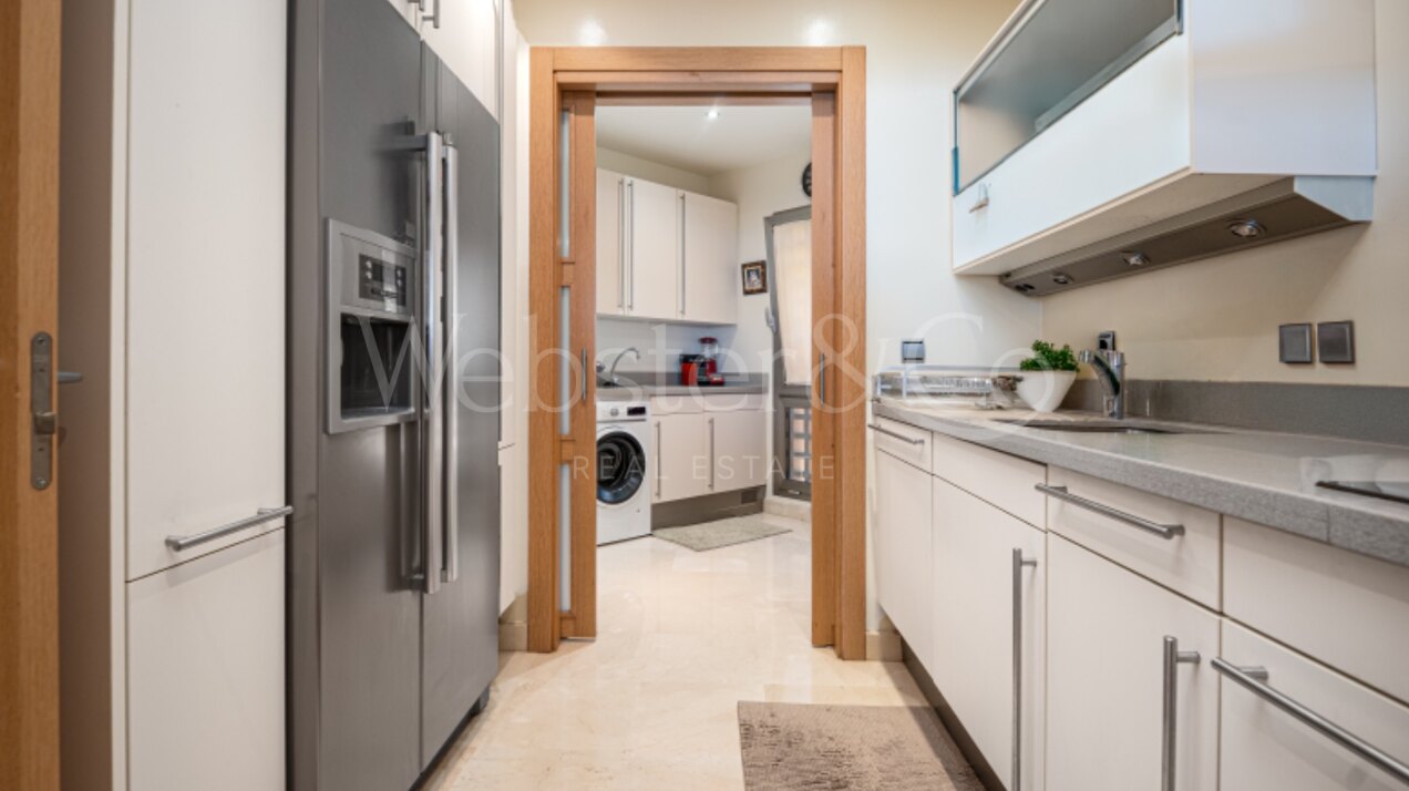 Apartment Mansion Club - Golden Mile Oasis