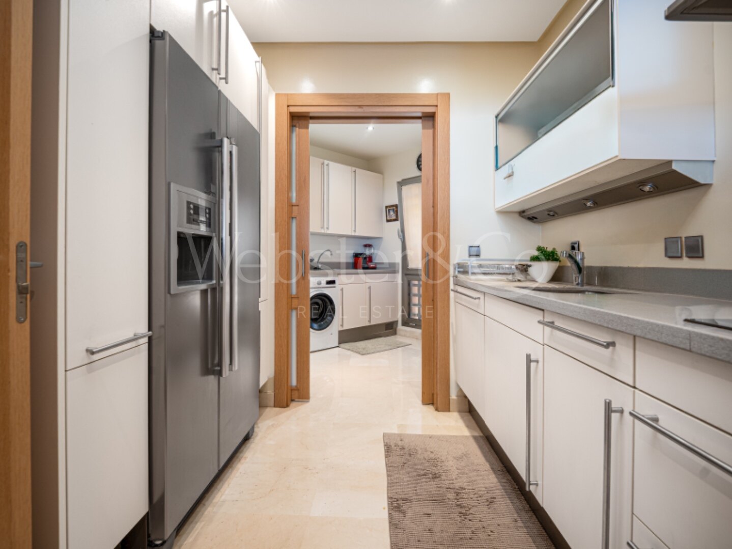 Apartment Mansion Club - Golden Mile Oasis