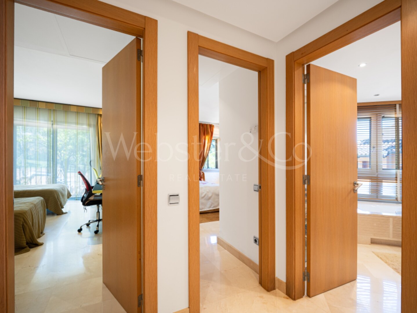 Apartment Mansion Club - Golden Mile Oasis