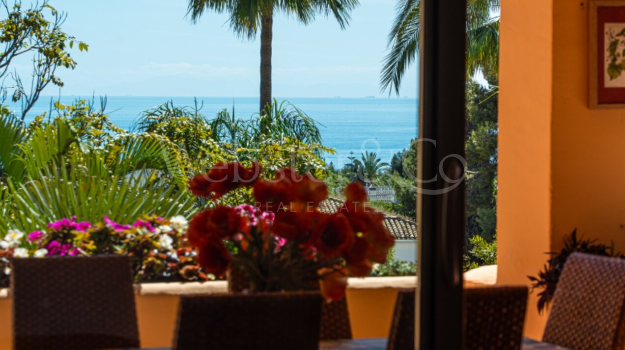 Apartment Mansion Club - Golden Mile Oasis