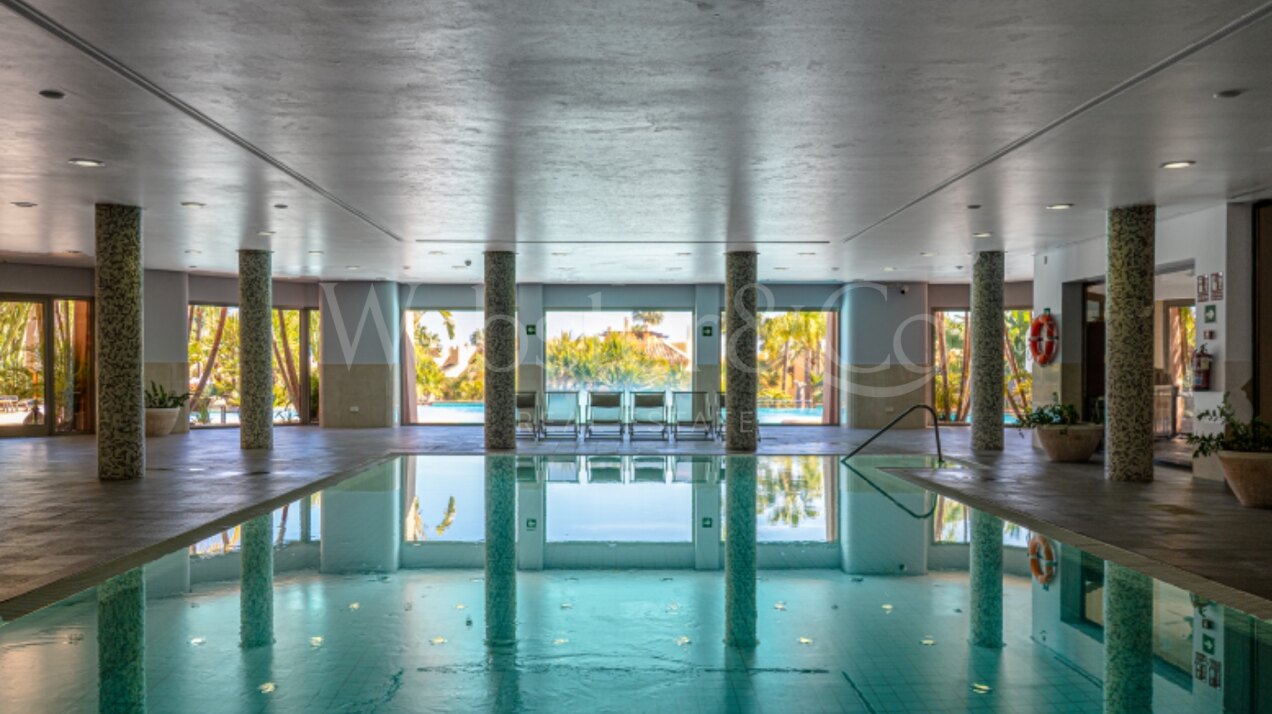 Apartment Mansion Club - Golden Mile Oasis