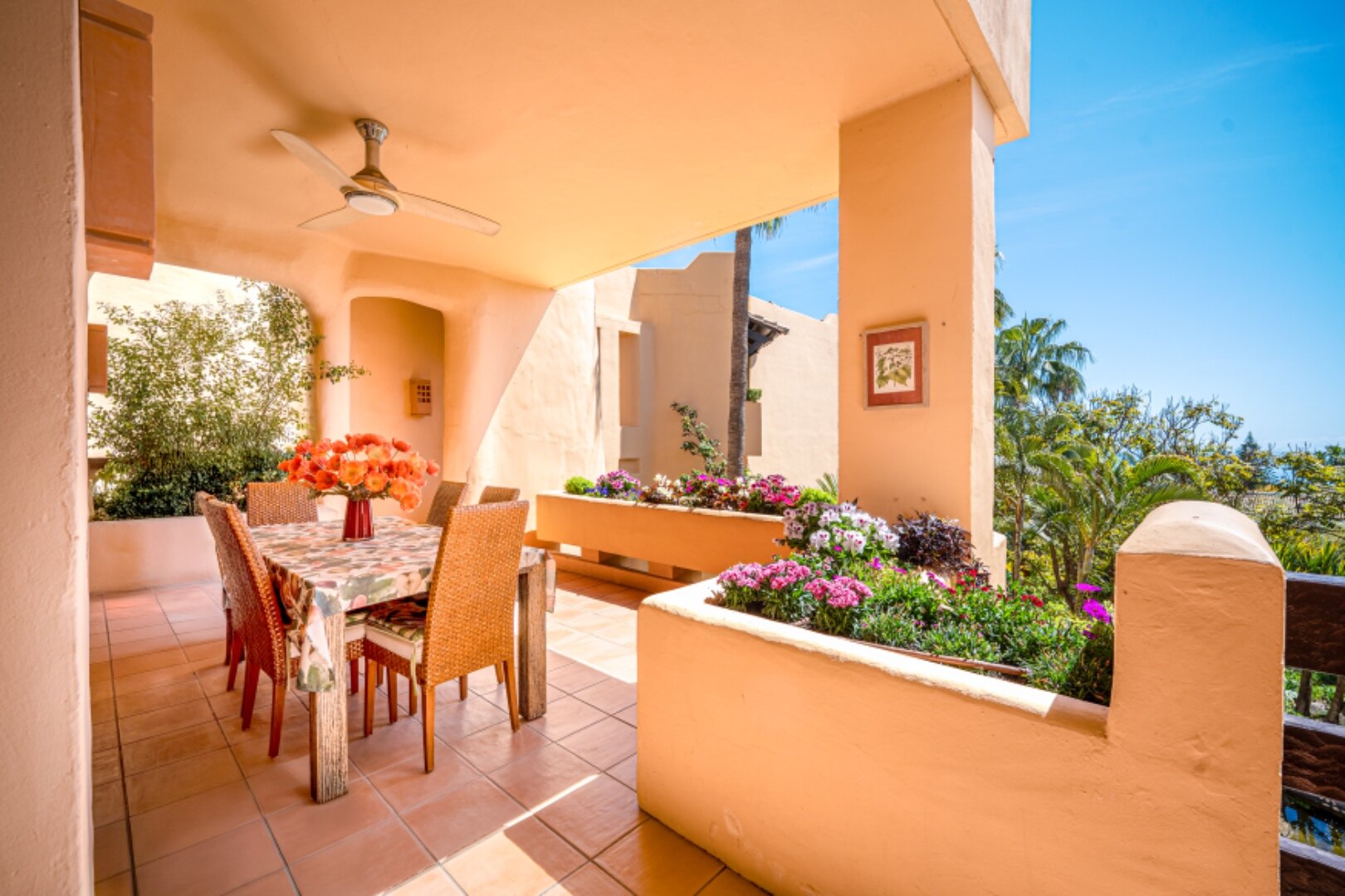 Gloriously sunny & spacious, this 3 bed apartment on the Golden Mile will dazzle and delight