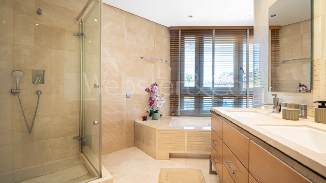 Apartment Mansion Club - Golden Mile Oasis