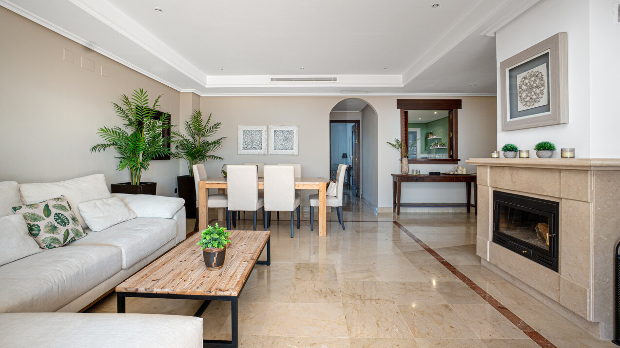 Dazzling 3 bedroom duplex penthouse with panoramic views sits within prestigious golf complex