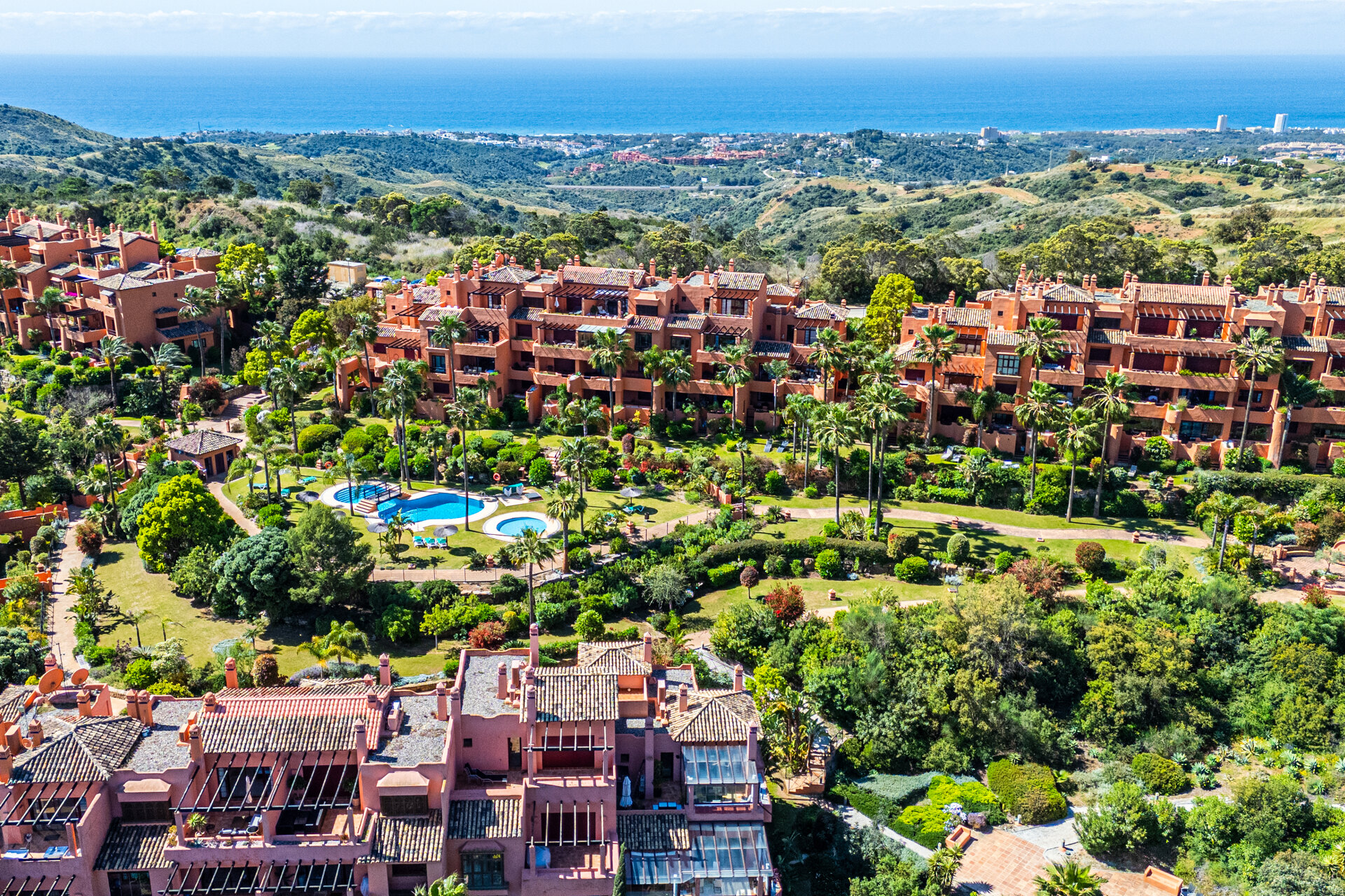 Dazzling 3 bedroom duplex penthouse with panoramic views sits within prestigious golf complex
