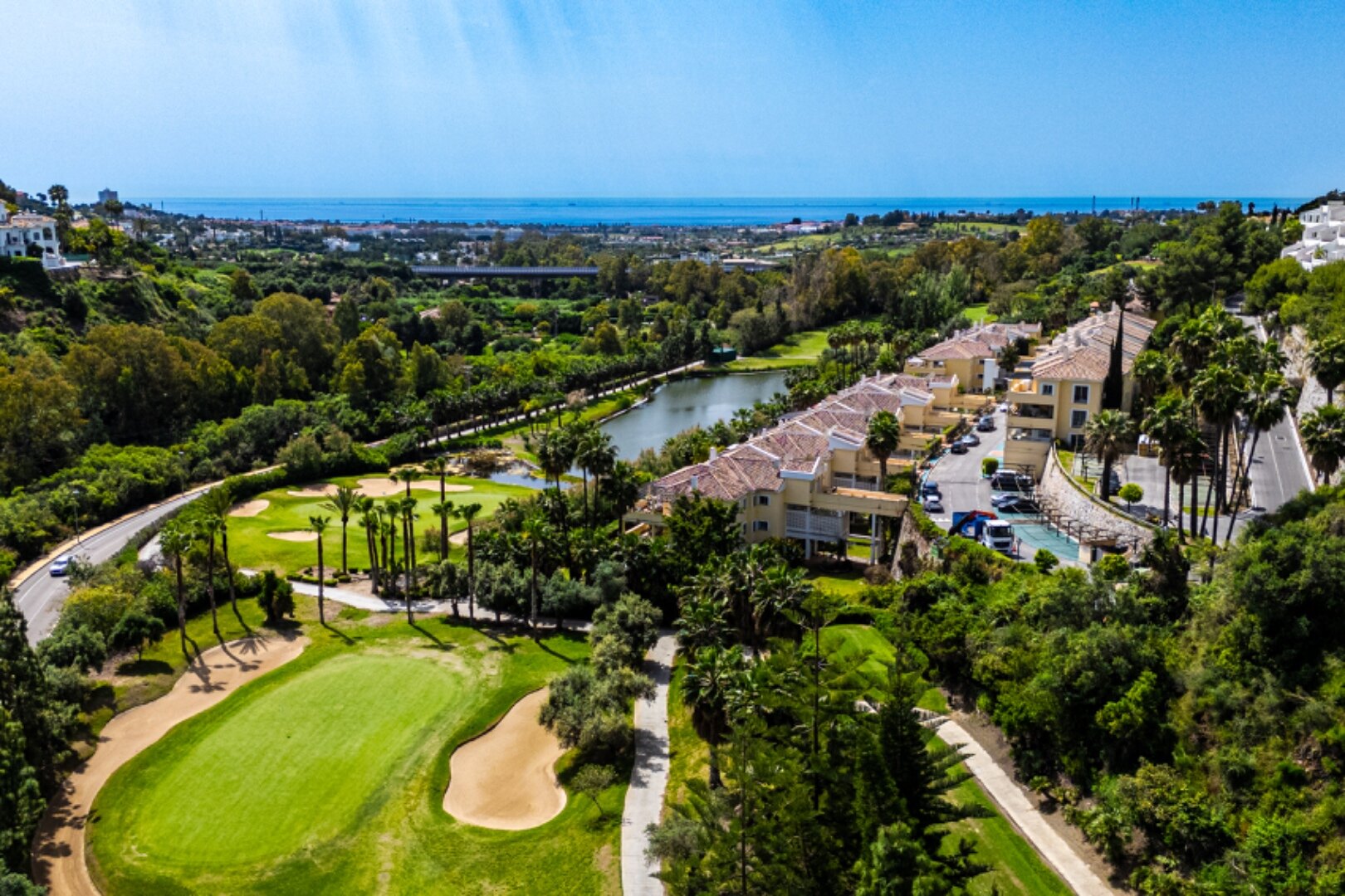 Stunning modern and luxurious apartment overlooks golf course and green valleys in Benahavis