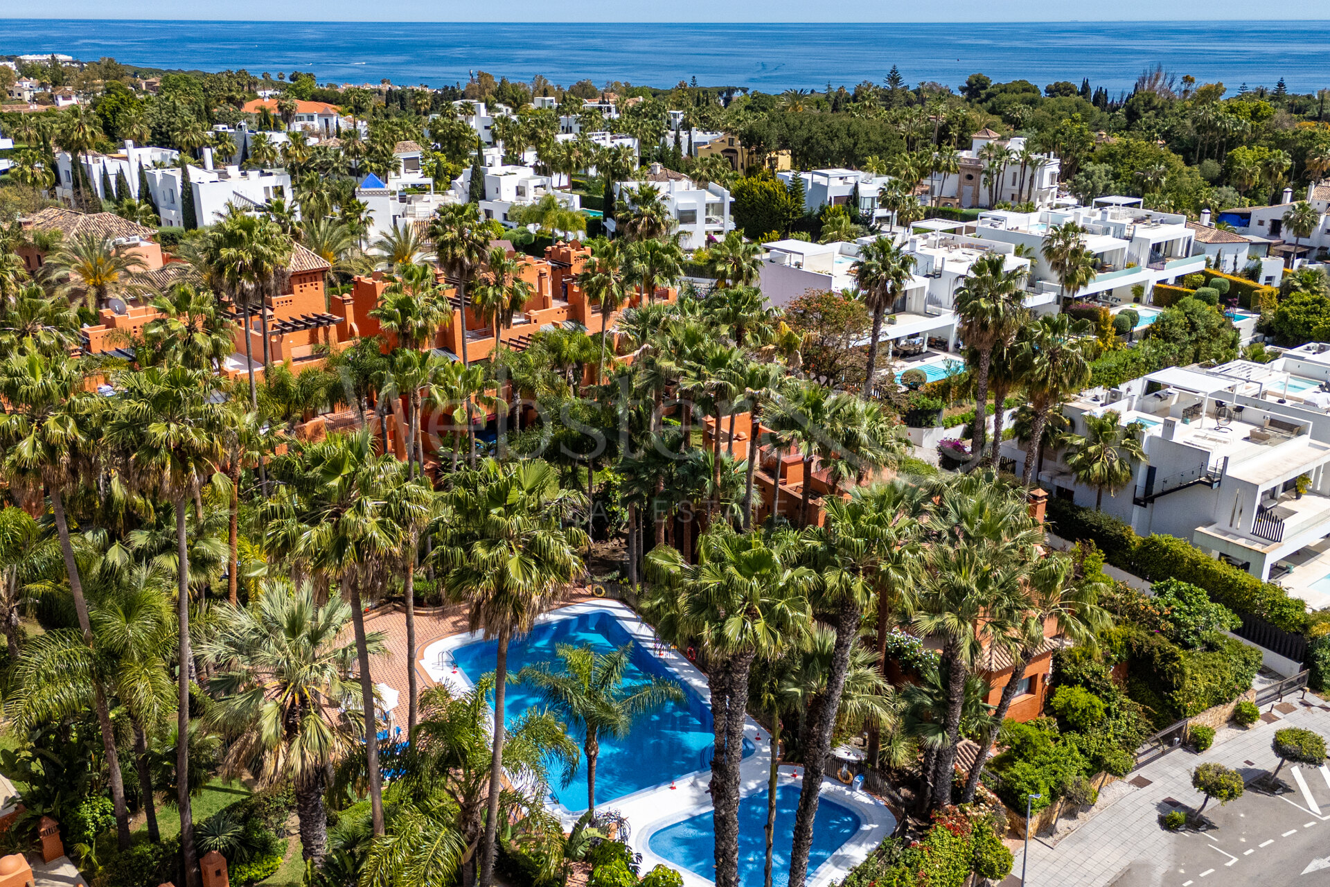 Townhouse Oasis – Exclusividad en Monte Marbella Club