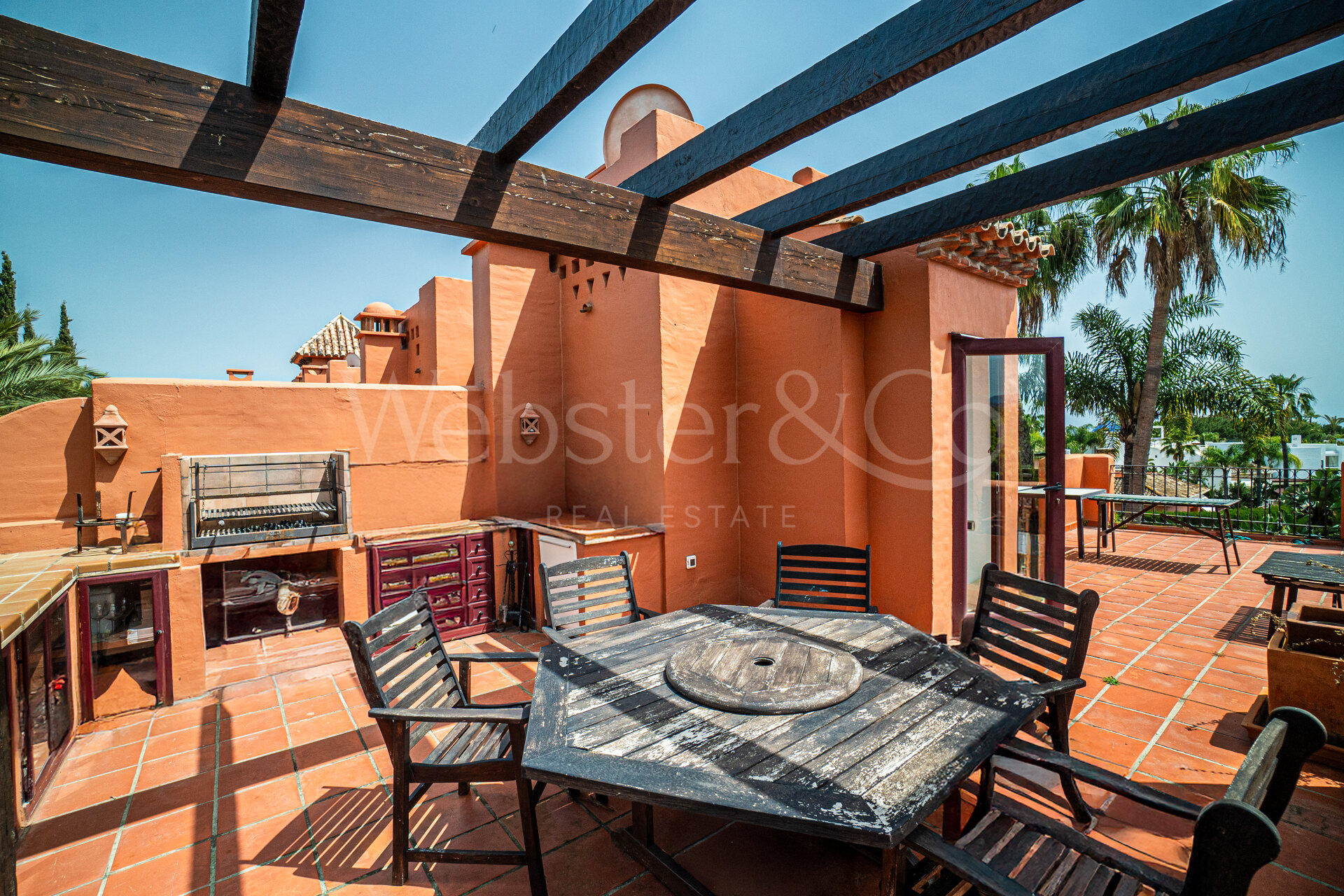 Townhouse Oasis – Exclusividad en Monte Marbella Club