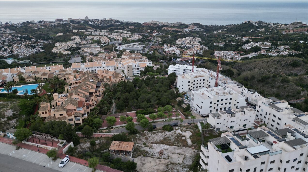 Fantastic plot with endless views of the Mediterranean Sea for sale in Benalmadena