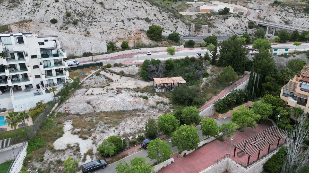 Fantastic plot with endless views of the Mediterranean Sea for sale in Benalmadena
