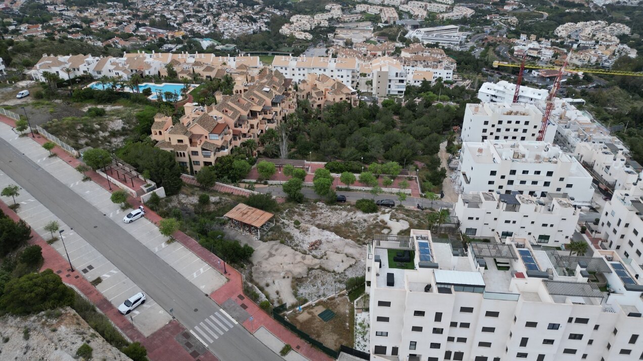 Fantastic plot with endless views of the Mediterranean Sea for sale in Benalmadena
