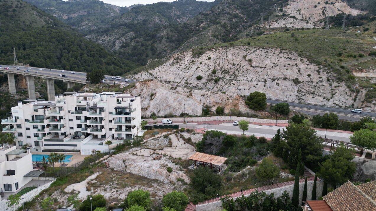 Fantastic plot with endless views of the Mediterranean Sea for sale in Benalmadena