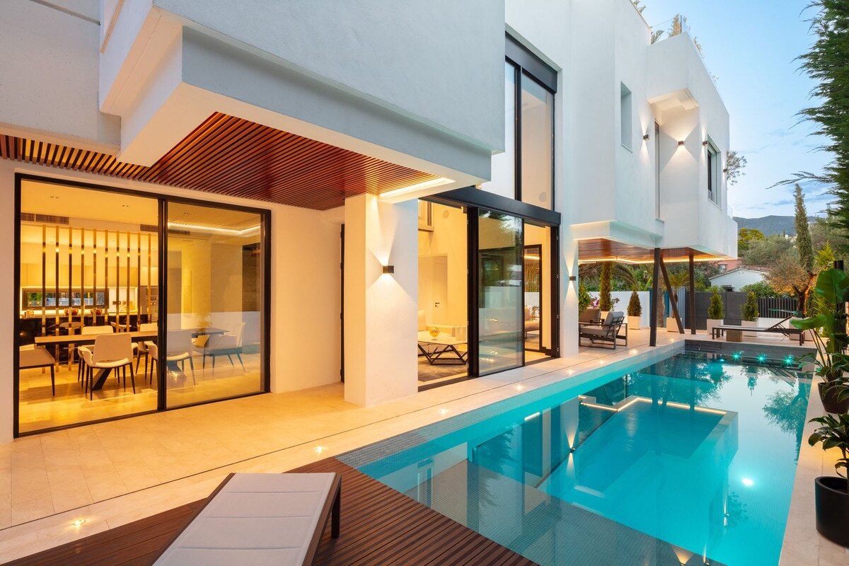 Sleek, modern and almost futuristic, this dazzling 5 bed villa on the Golden Mile is a masterpiece