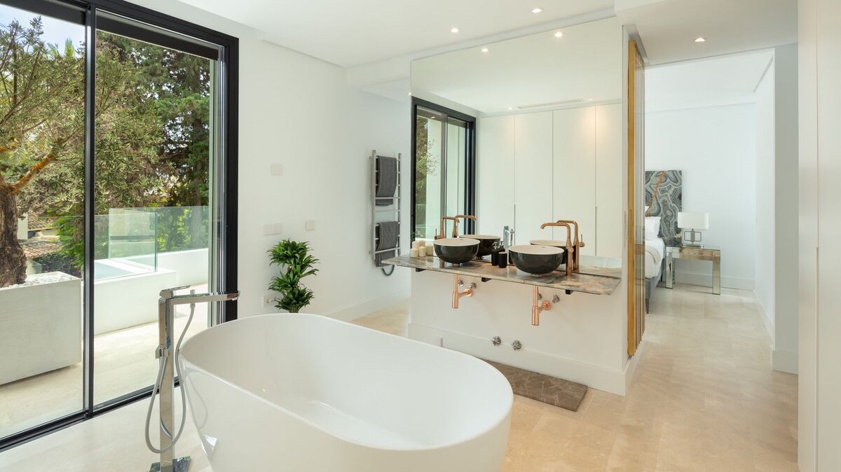 Sleek, modern and almost futuristic, this dazzling 5 bed villa on the Golden Mile is a masterpiece