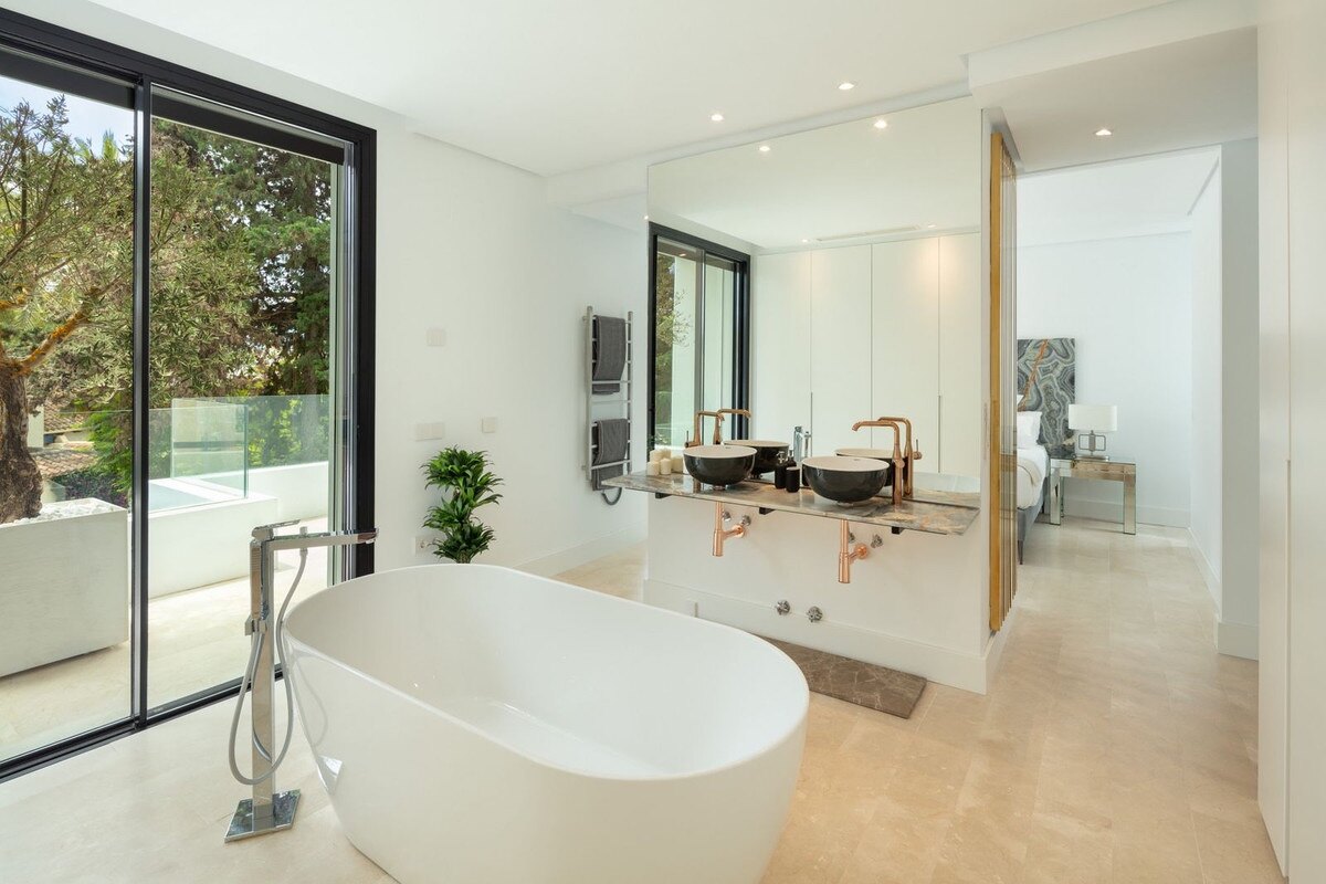 Sleek, modern and almost futuristic, this dazzling 5 bed villa on the Golden Mile is a masterpiece