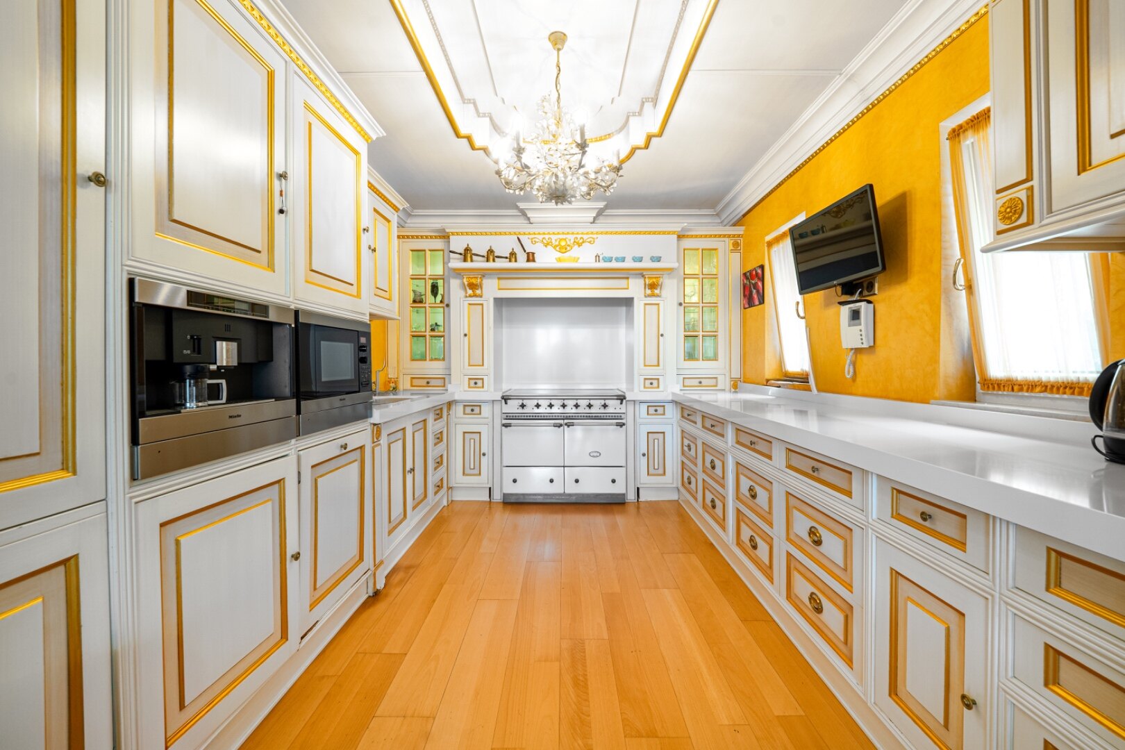 Italian Elegance Meets Mediterranean Tranquility in Marbella’s Most Coveted Enclave