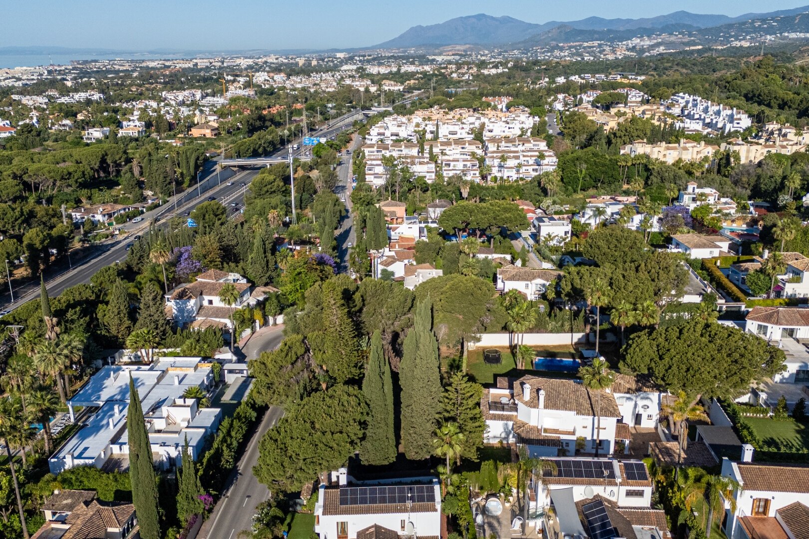Exceptionally located plot for sale in Nagüeles
