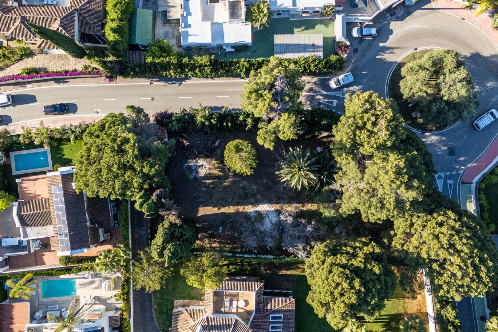 Exceptionally located plot for sale in Nagüeles