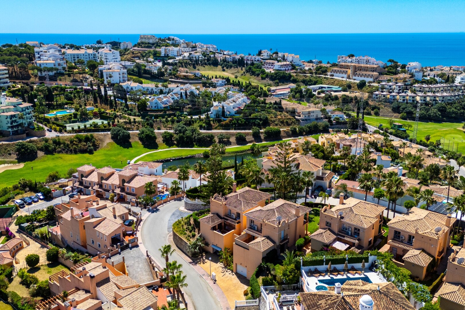 Exquisite Andalucian villa epitomises luxurious, coastal living and offers panoramic sea views