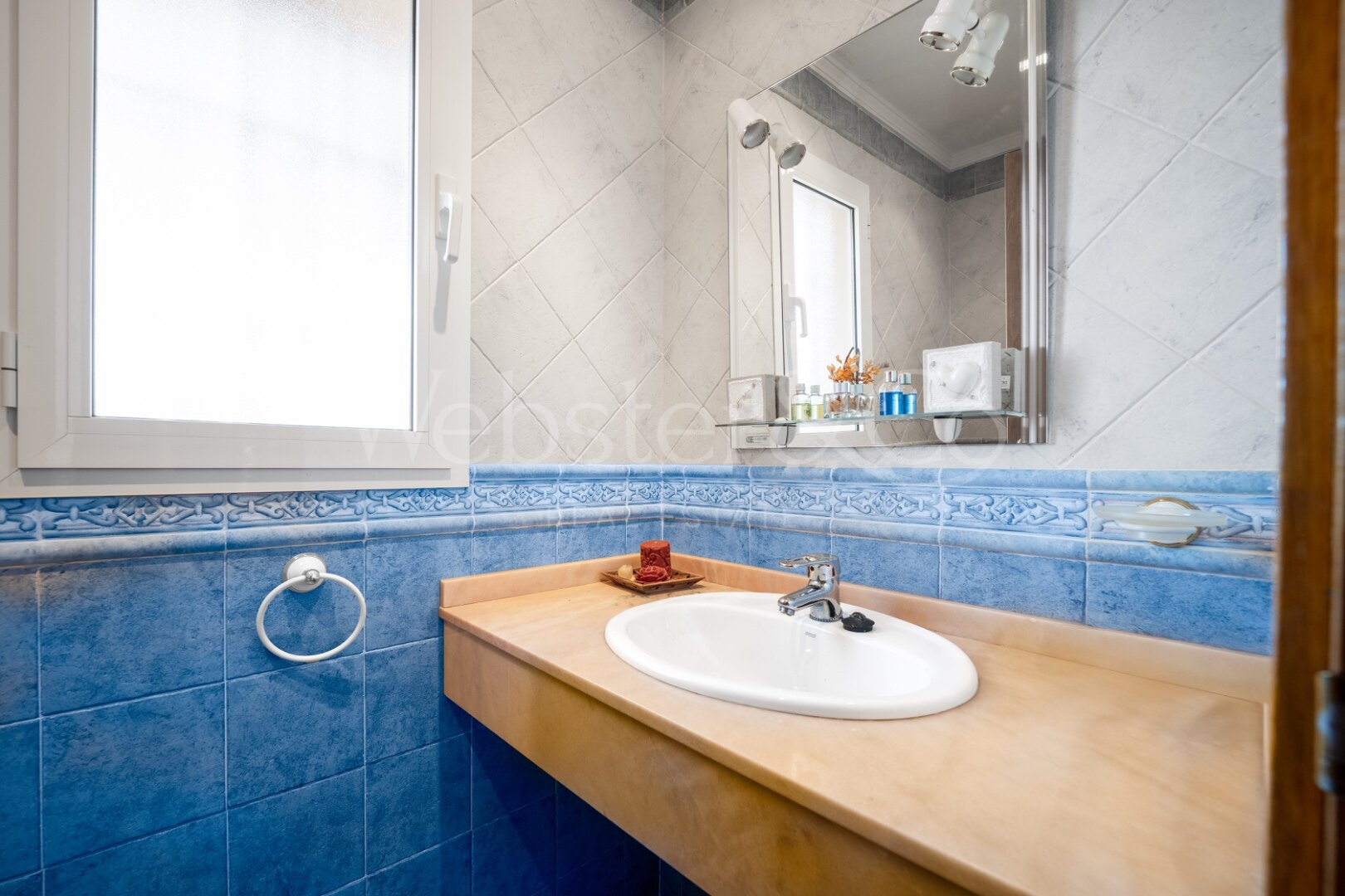 Una villa de lujo sin igual, con impresionantes vistas al mar