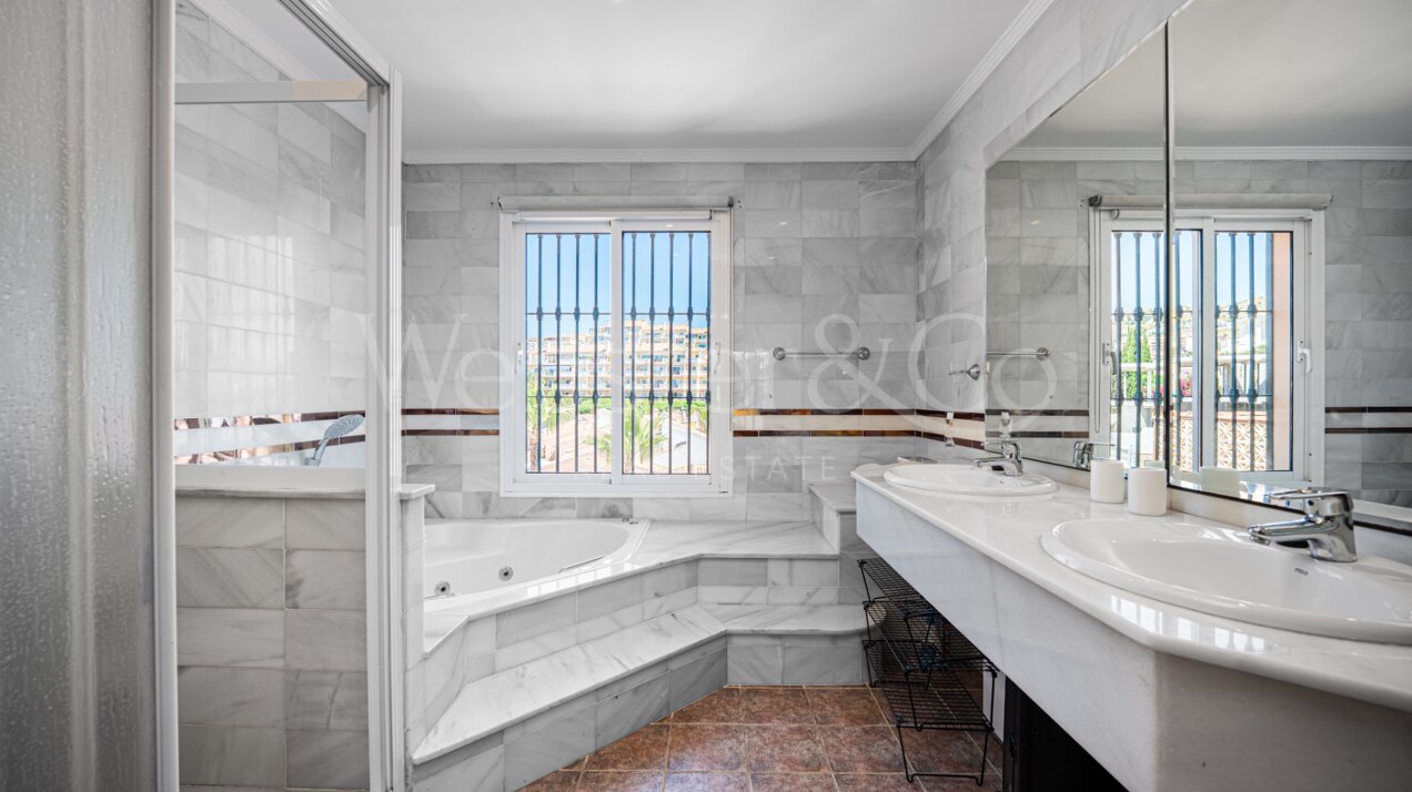 Exquisite villa redefines luxury with panoramic sea views