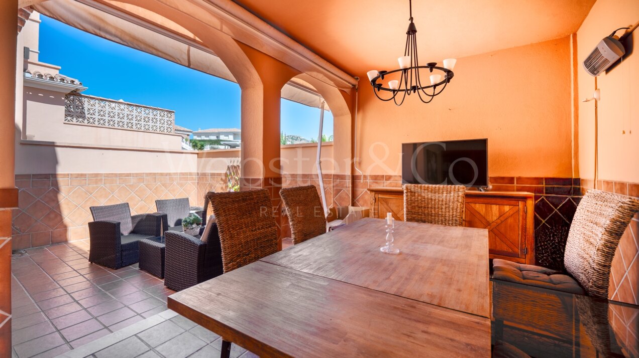 Exquisite villa redefines luxury with panoramic sea views