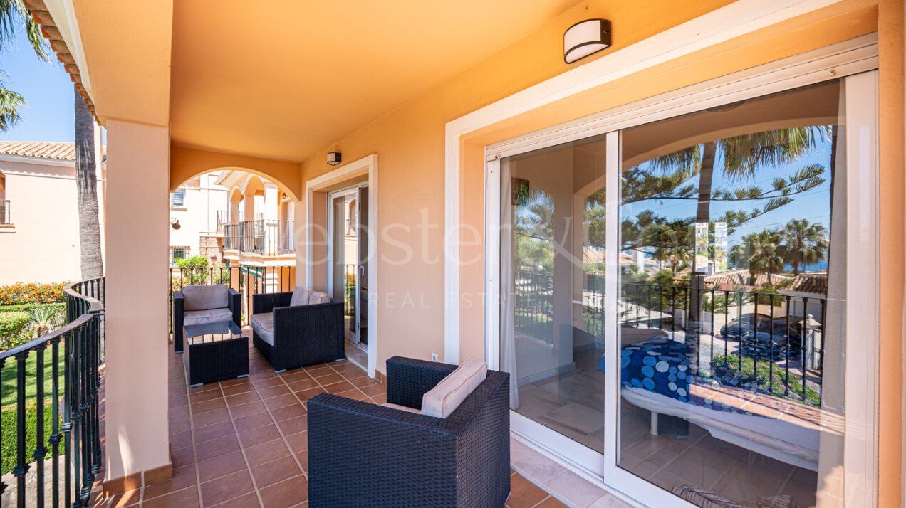 Exquisite villa redefines luxury with panoramic sea views