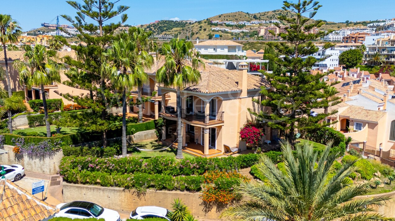 Exquisite villa redefines luxury with panoramic sea views