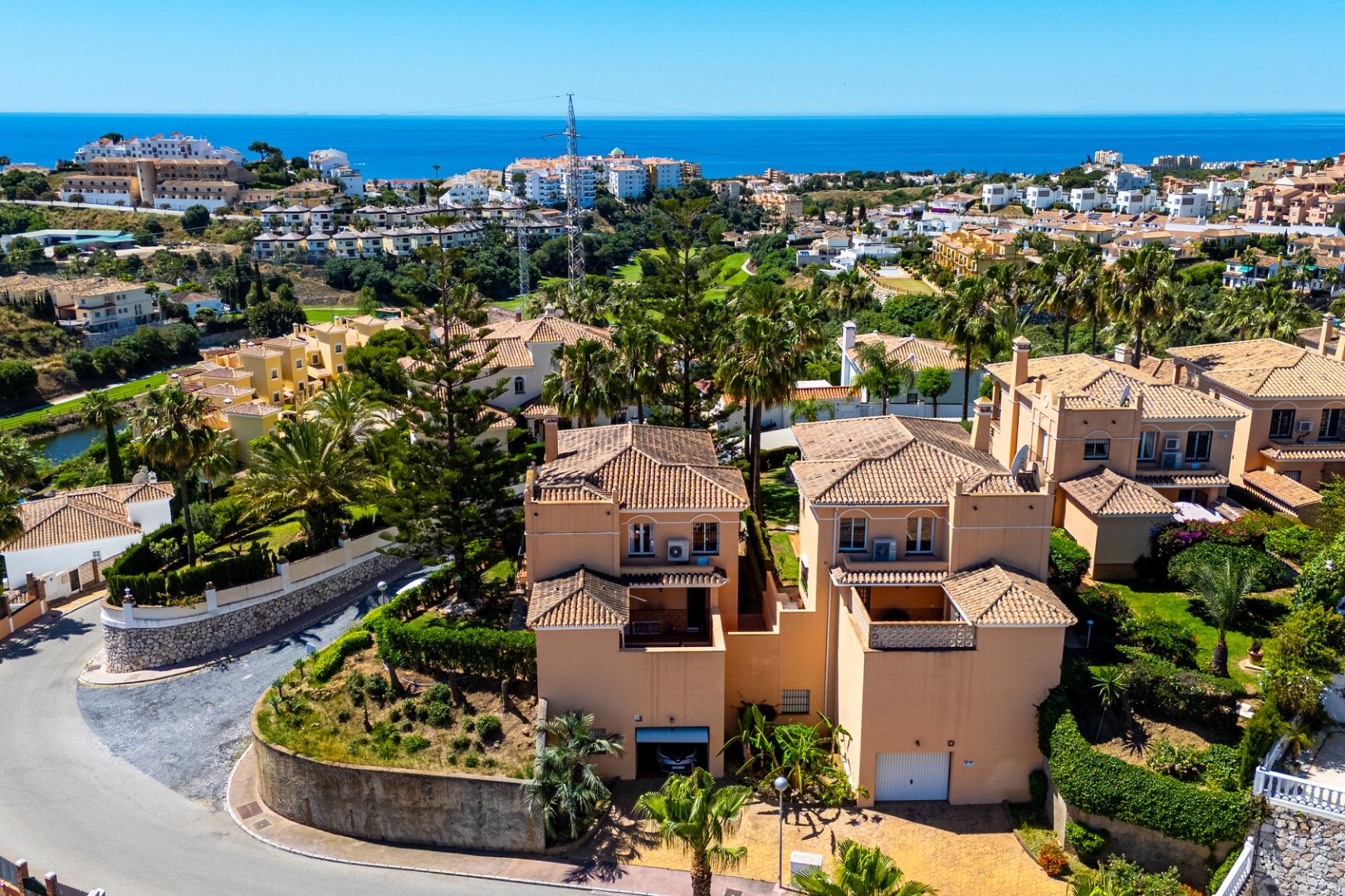 Exquisite Andalucian villa epitomises luxurious, coastal living and offers panoramic sea views