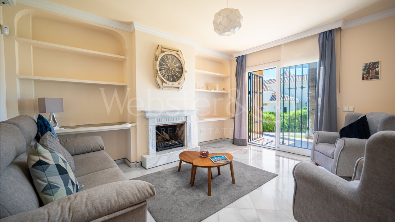 Exquisite villa redefines luxury with panoramic sea views