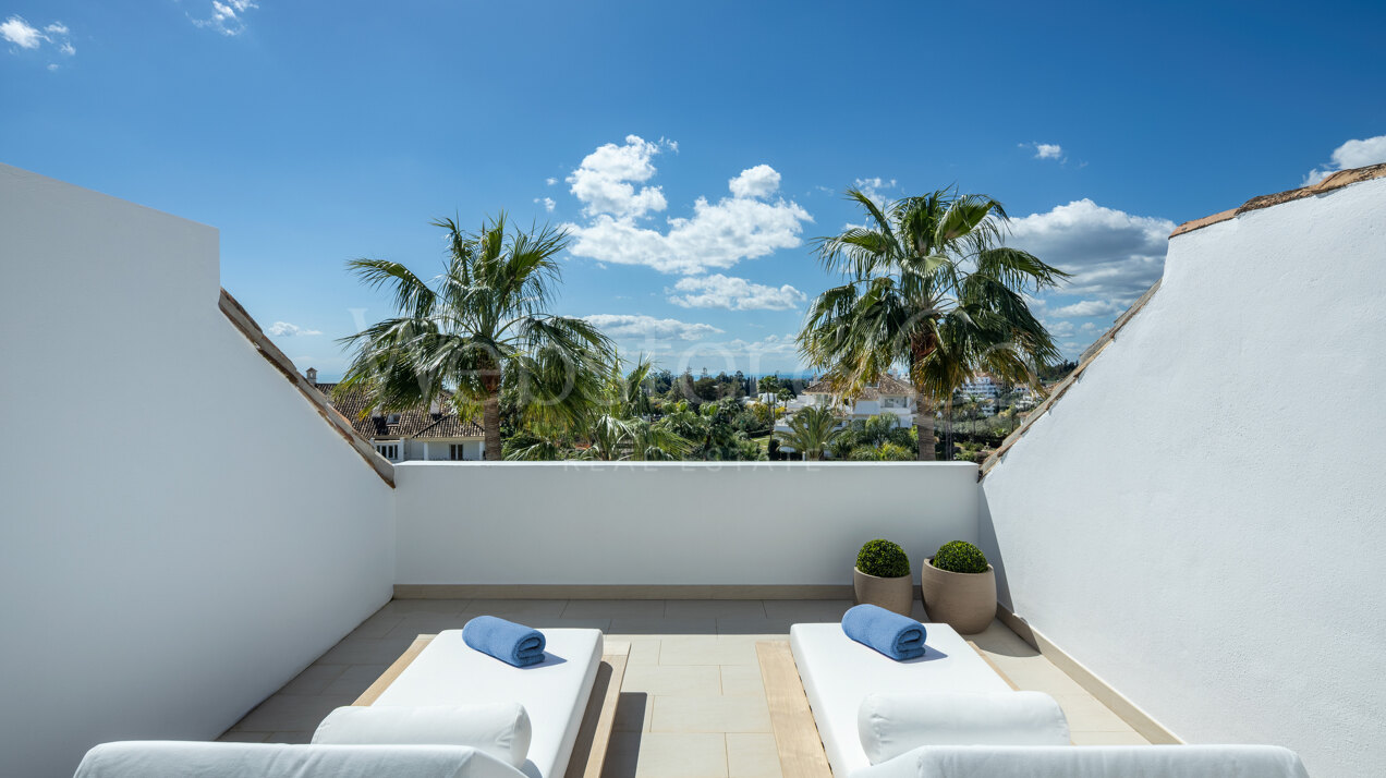 Elegant duplex penthouse offers modern comfort