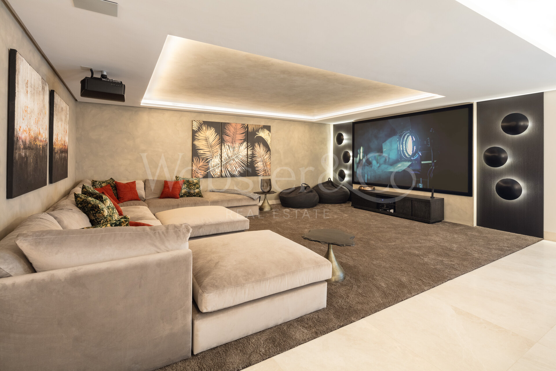 Symphony of beauty and functionality in El Paraiso