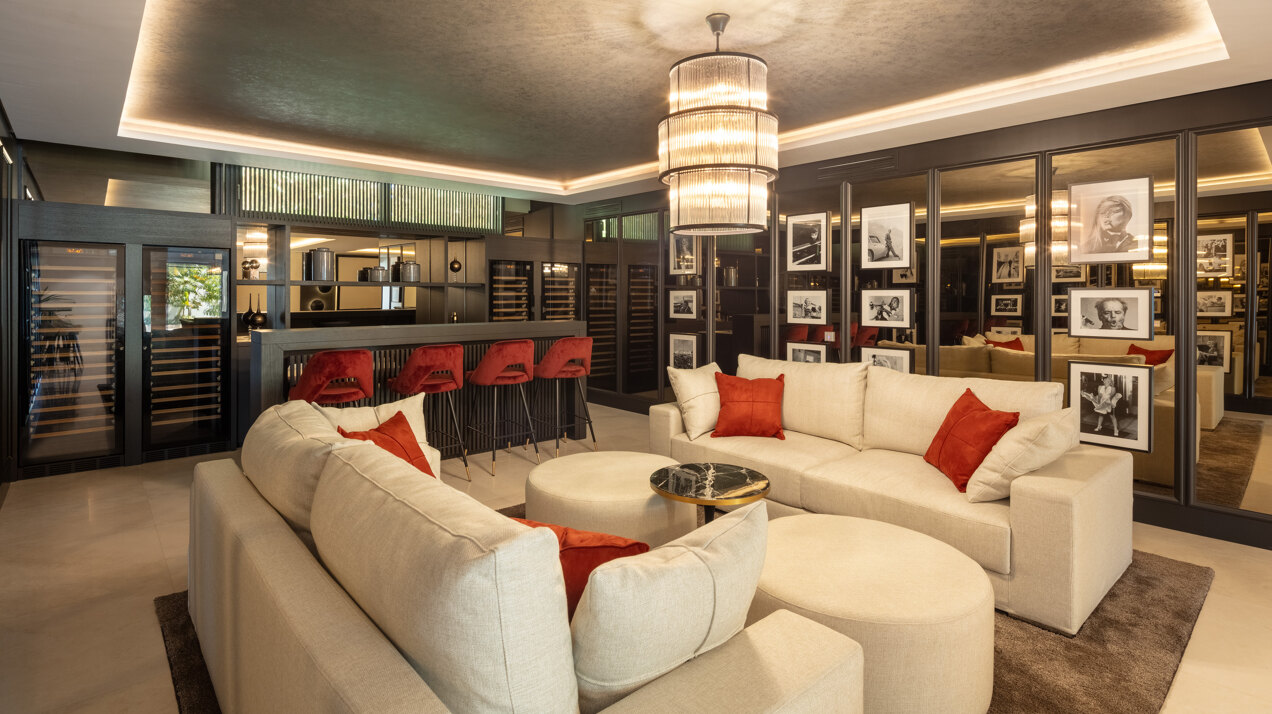 Symphony of beauty and functionality in El Paraiso