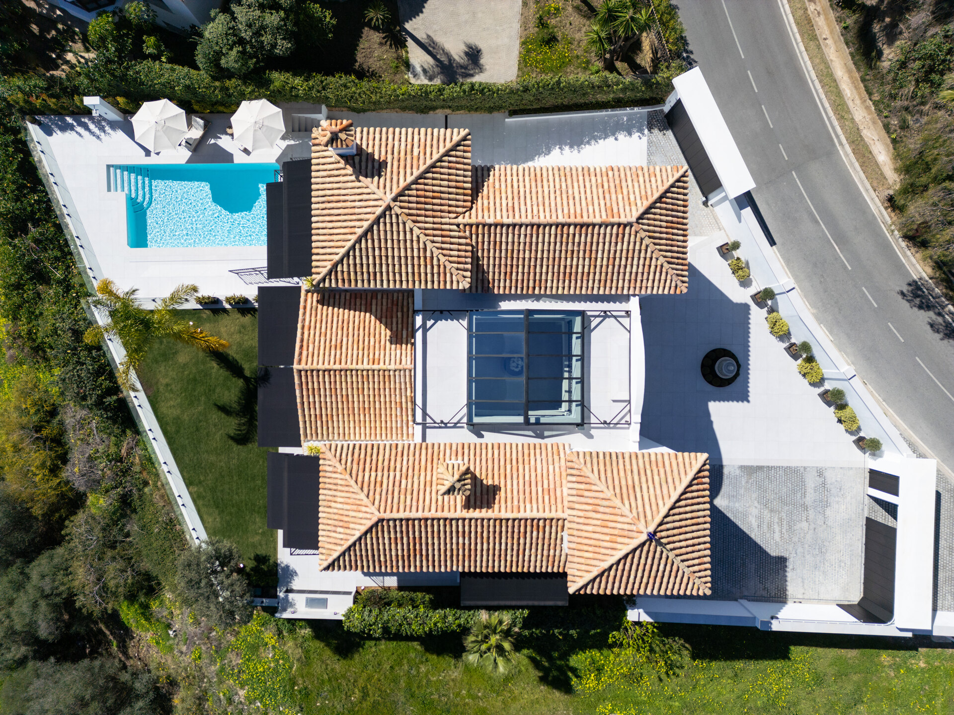 Breathtaking panoramic views offer total tranquility
