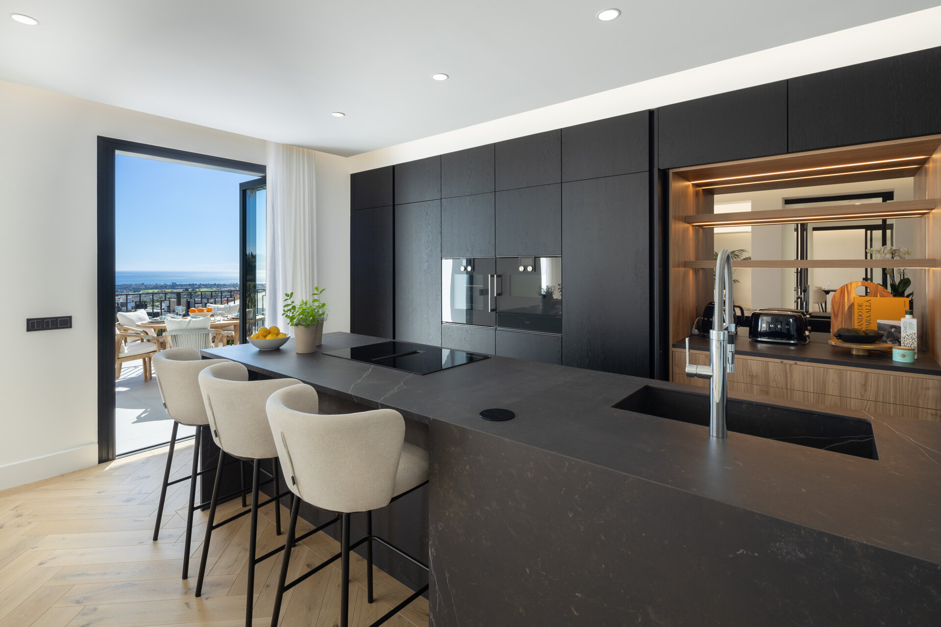 Breathtaking panoramic views offer total tranquility