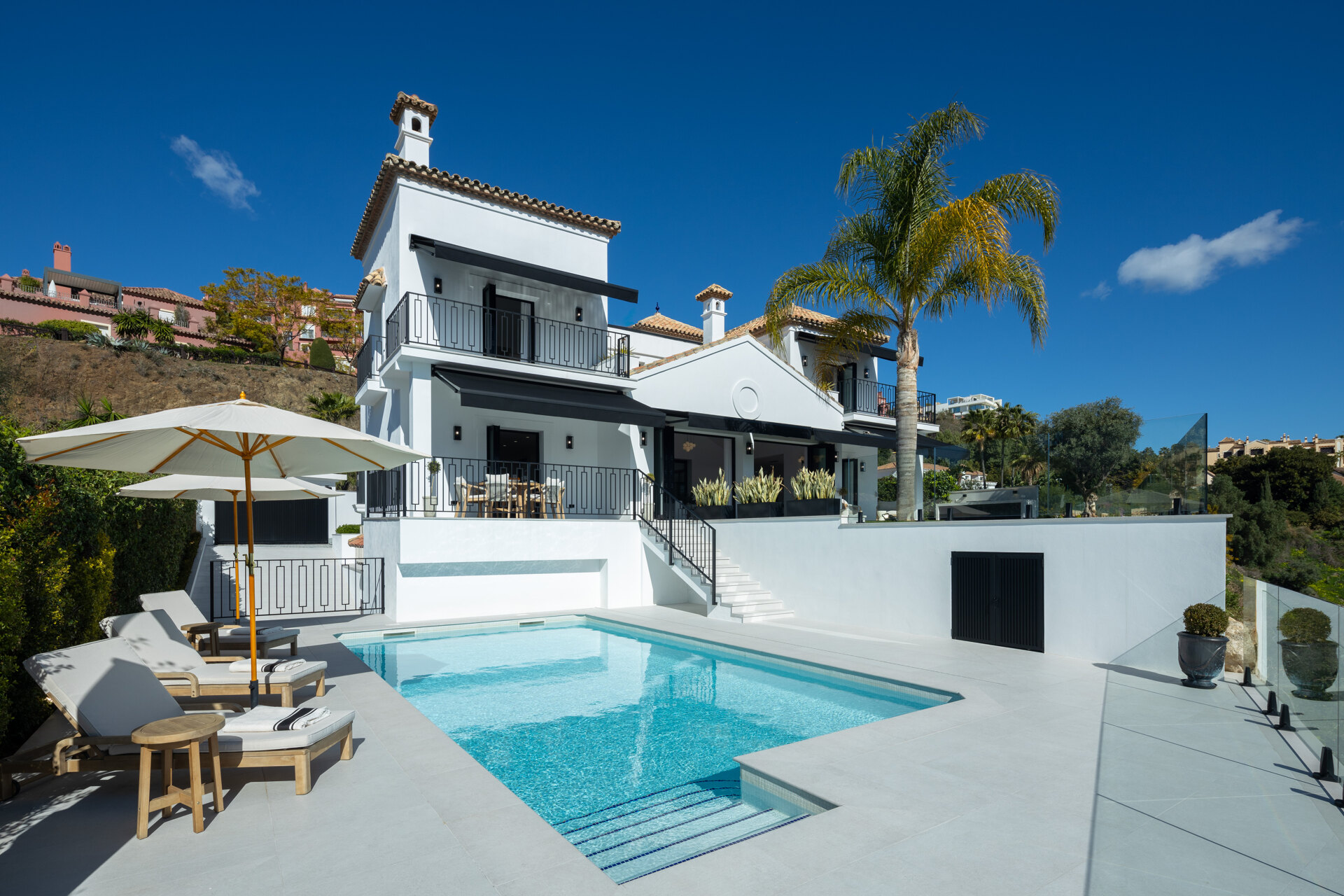 Breathtaking panoramic views offer total tranquility