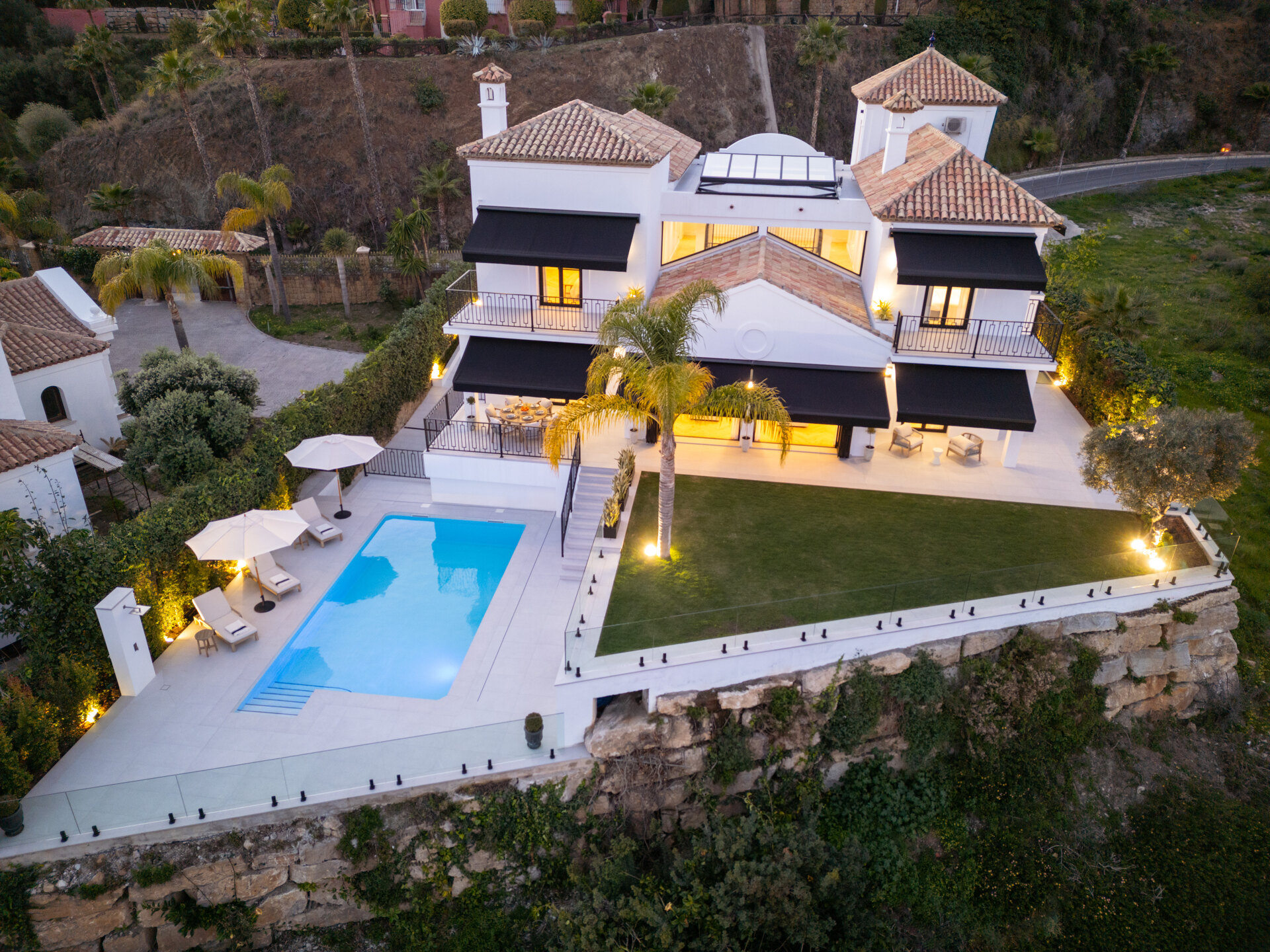 Breathtaking panoramic views offer total tranquility