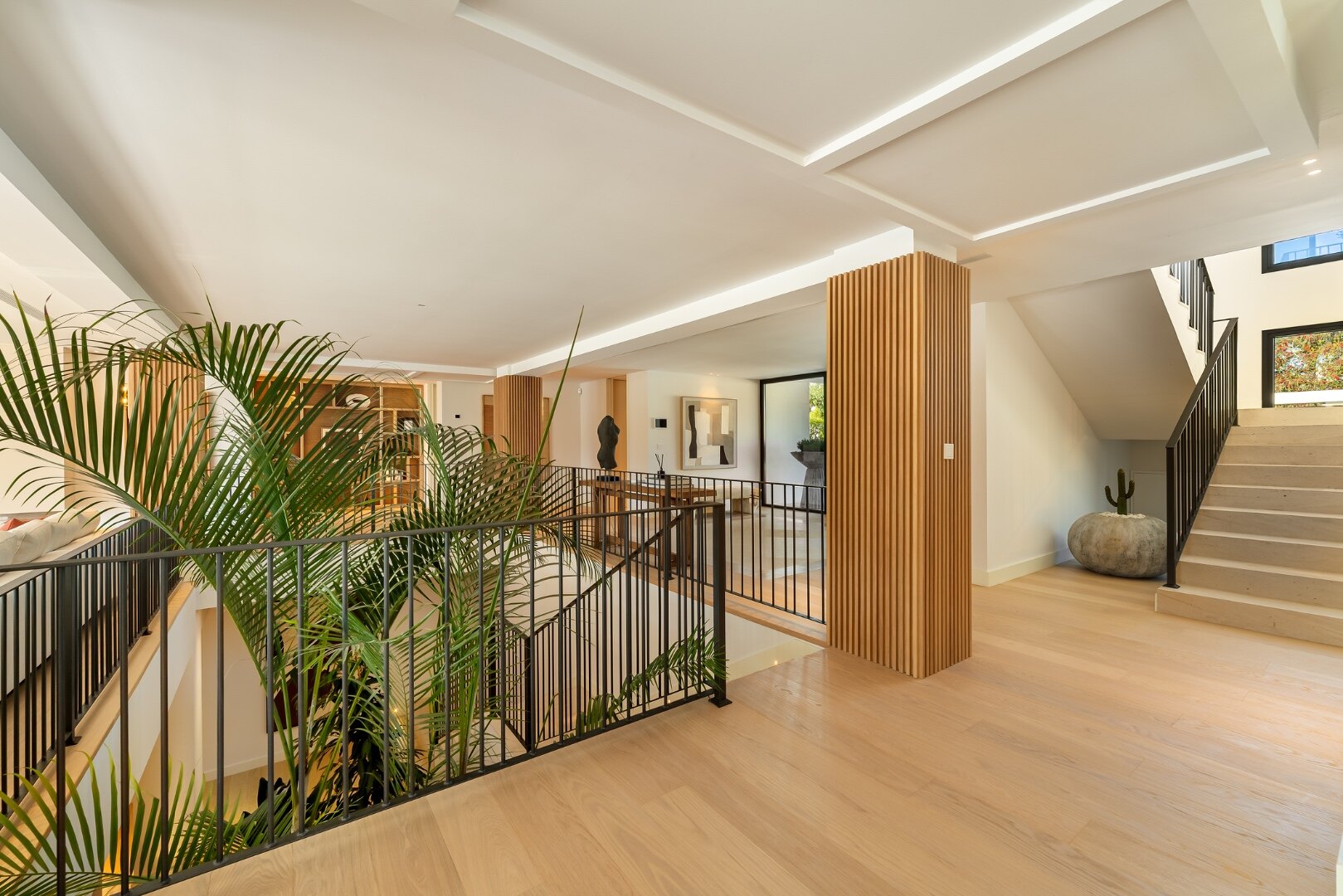 Hogar encantador que irradia elegancia y estilo