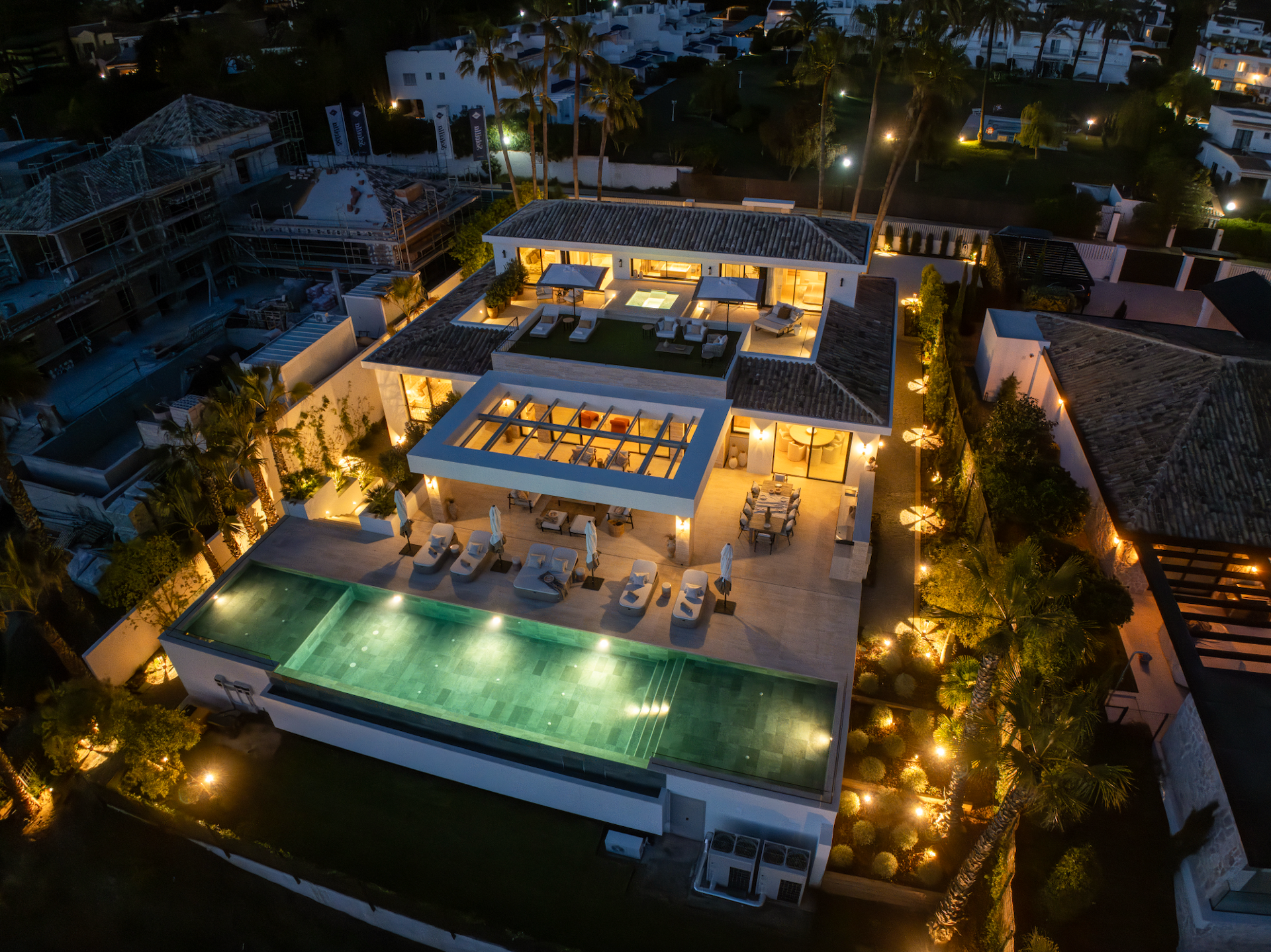 Hogar encantador que irradia elegancia y estilo