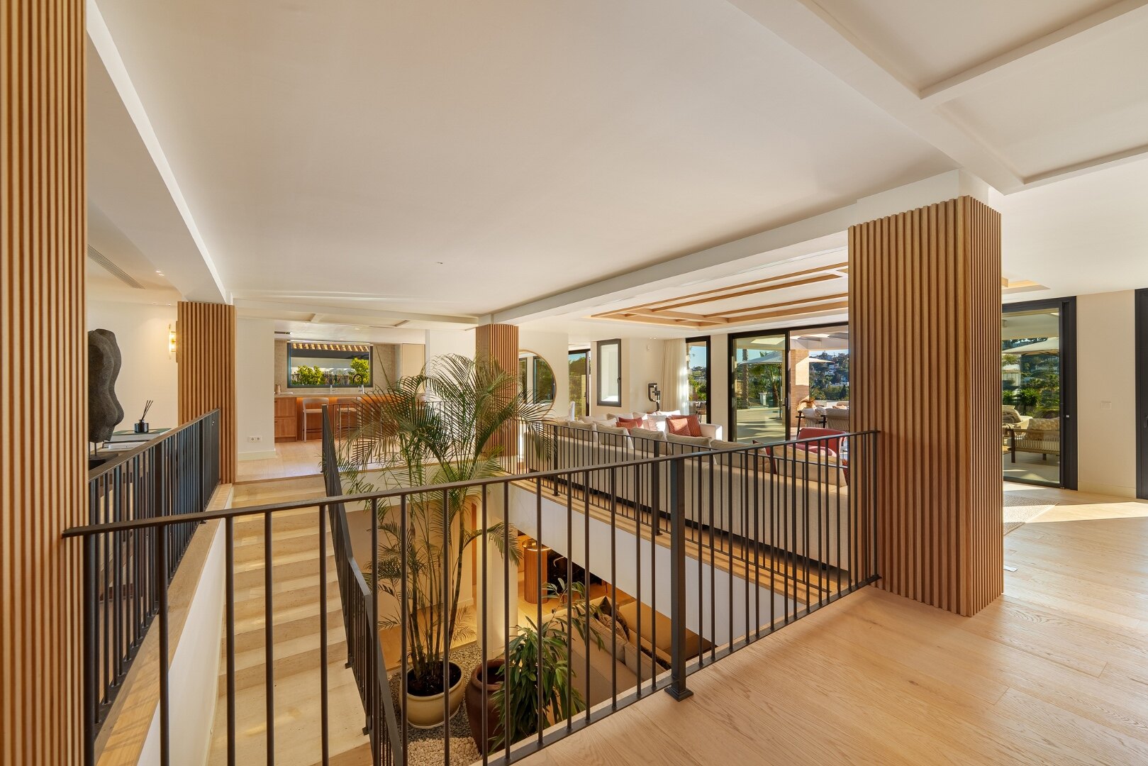 Hogar encantador que irradia elegancia y estilo