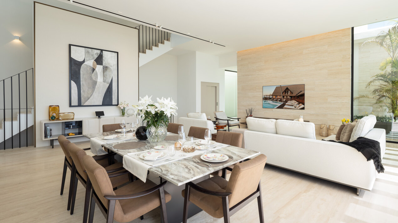 New villa will captivate with its panoramic views