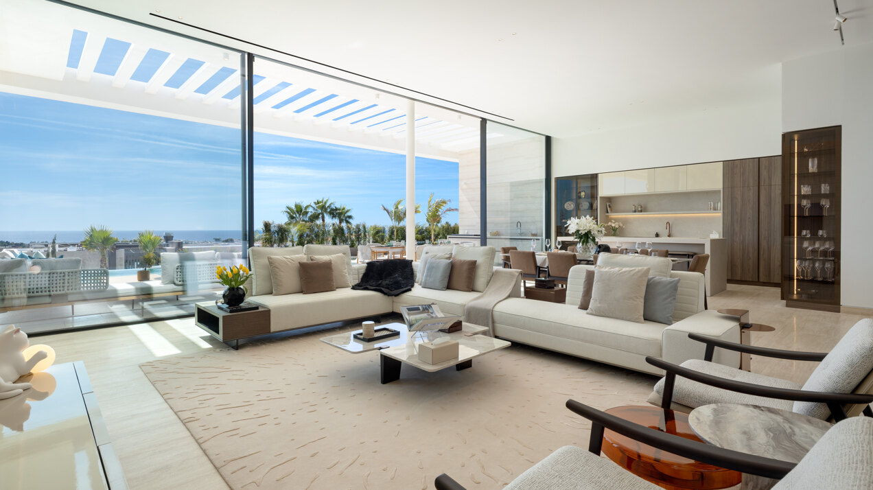 New villa will captivate with its panoramic views