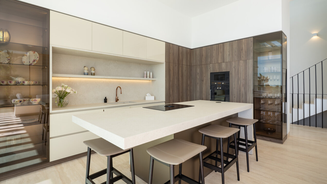 New villa will captivate with its panoramic views