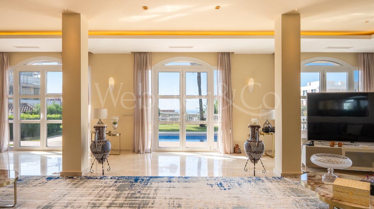 Villa Nazarí - Mediterranean Elegance, Estepona