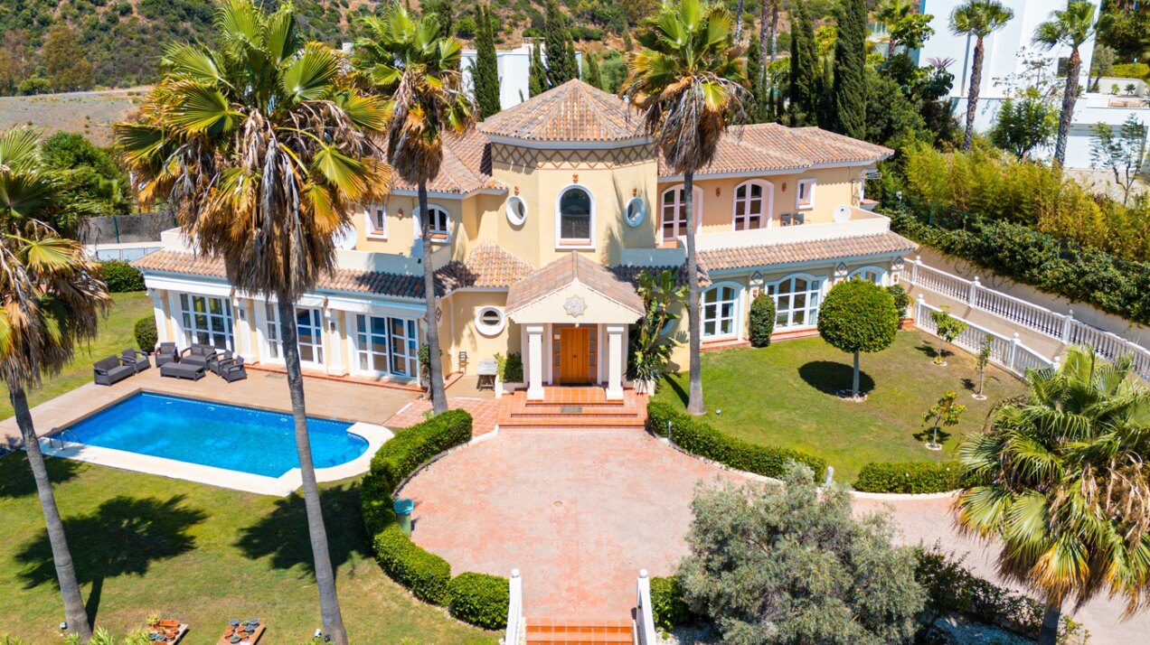 Remarkable Andalusian villa offers a life of luxury