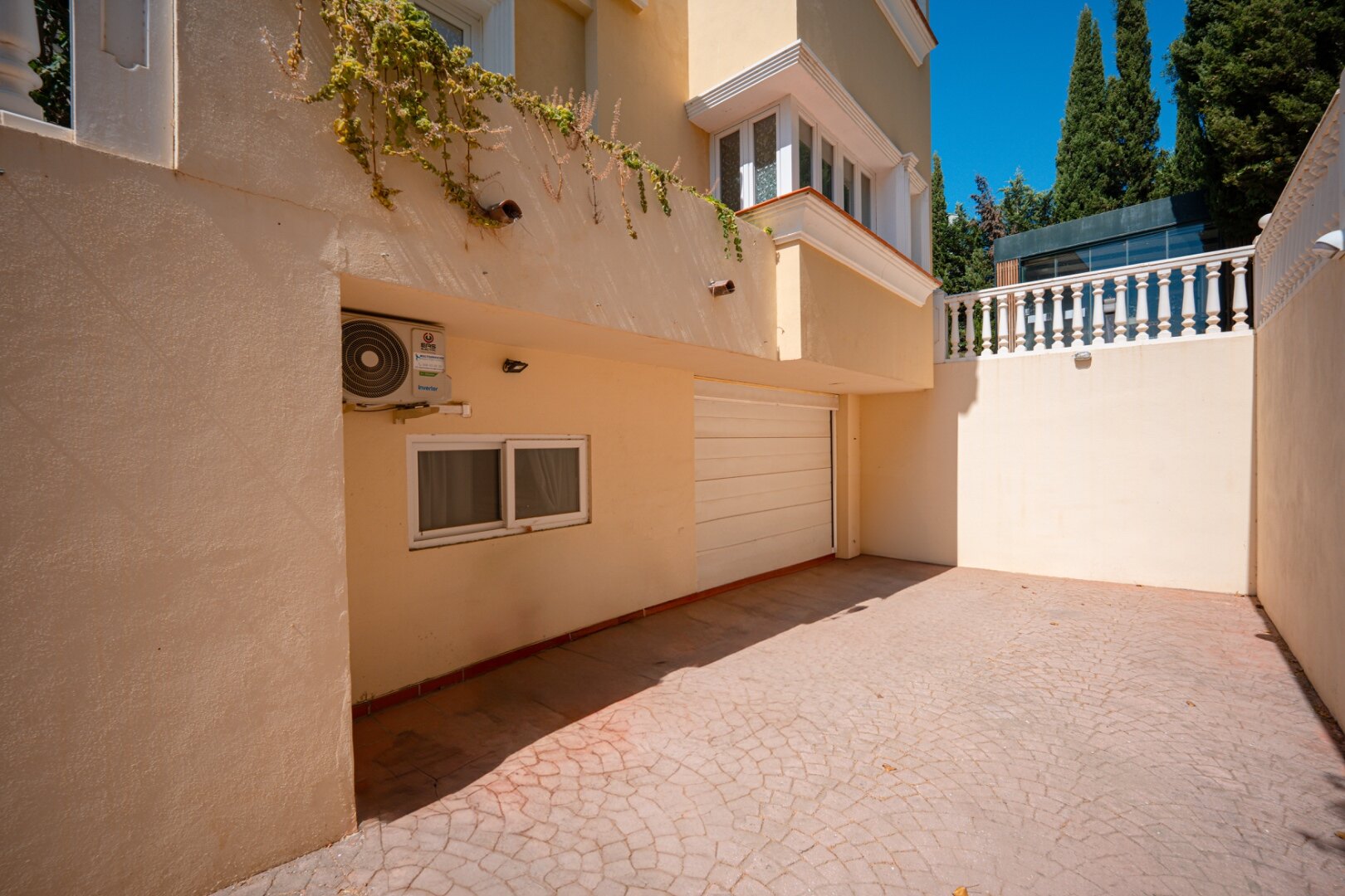 Remarkable Andalusian villa offers a life of luxury