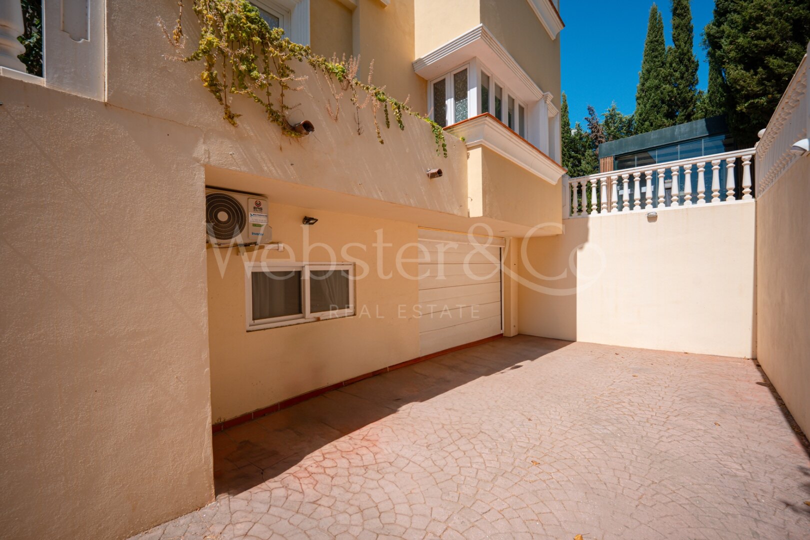 Villa Nazarí – Elegancia Mediterránea, Estepona