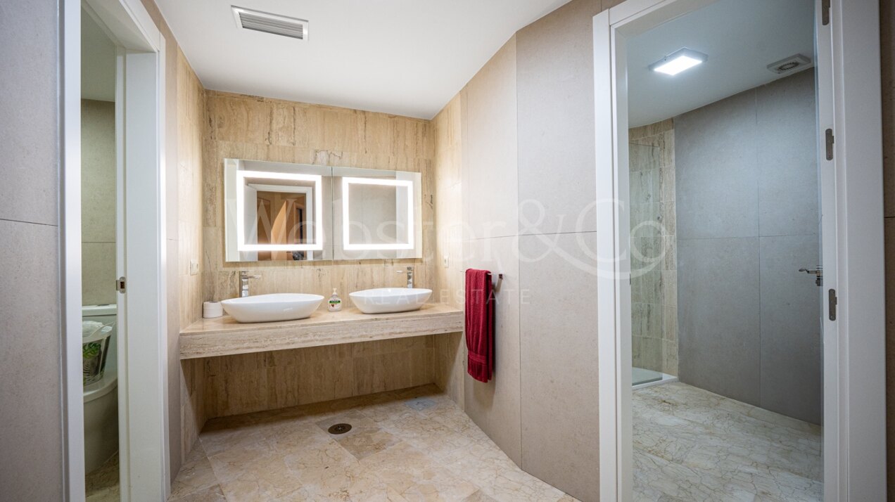 Villa Nazarí - Mediterranean Elegance, Estepona