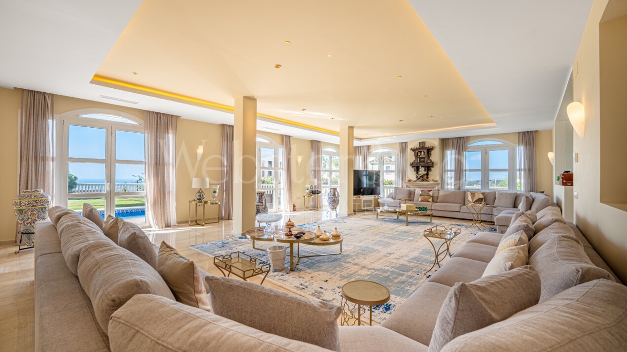 Villa Nazarí - Mediterranean Elegance, Estepona