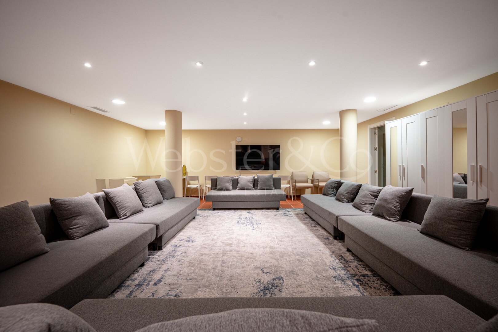 Villa Nazarí – Elegancia Mediterránea, Estepona